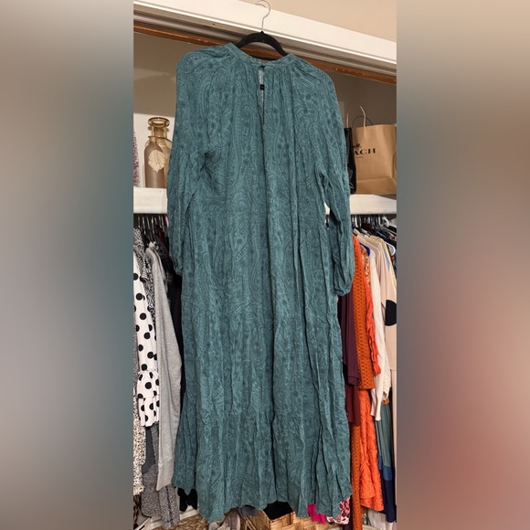 A New Day Green Pleated Tiered Long Sleeve Sundress - Picture 2 of 4